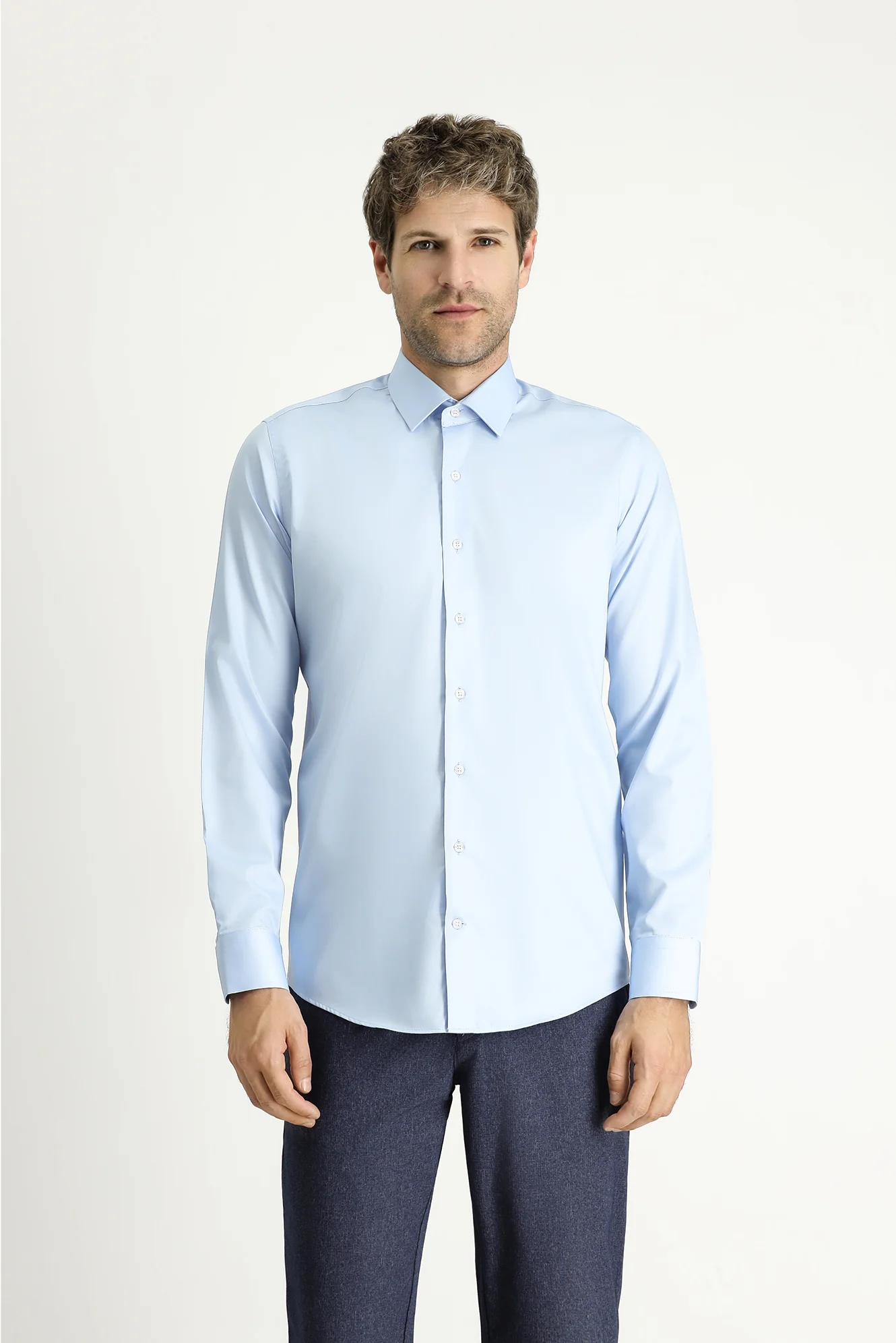 Uçuk Mavi Uzun Kol Slim Fit Dar Kesim Non Iron Klasik Pamuklu Gömlek - Image 3