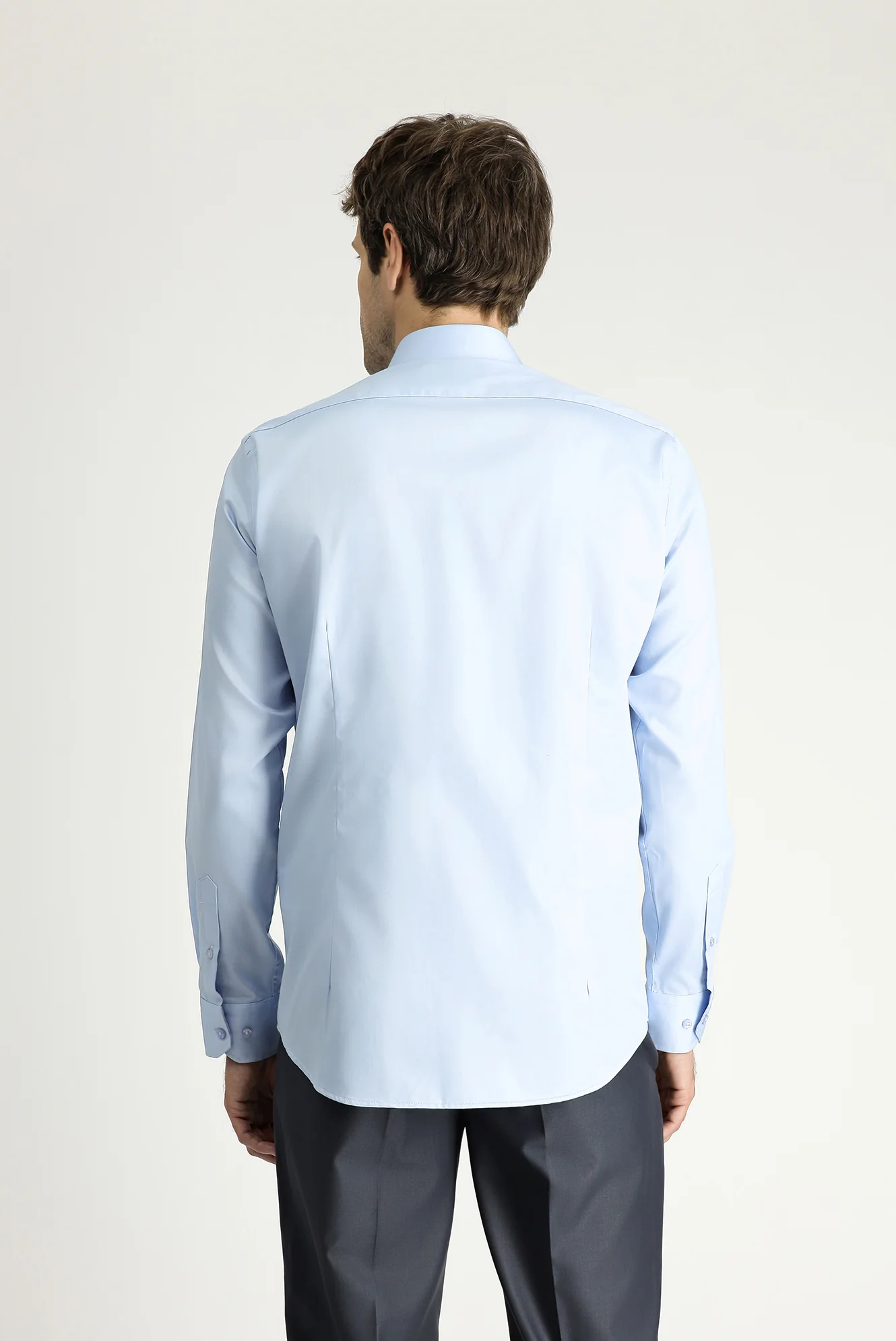 Uçuk Mavi Uzun Kol Slim Fit Dar Kesim Non Iron Klasik Pamuklu Gömlek - Image 4