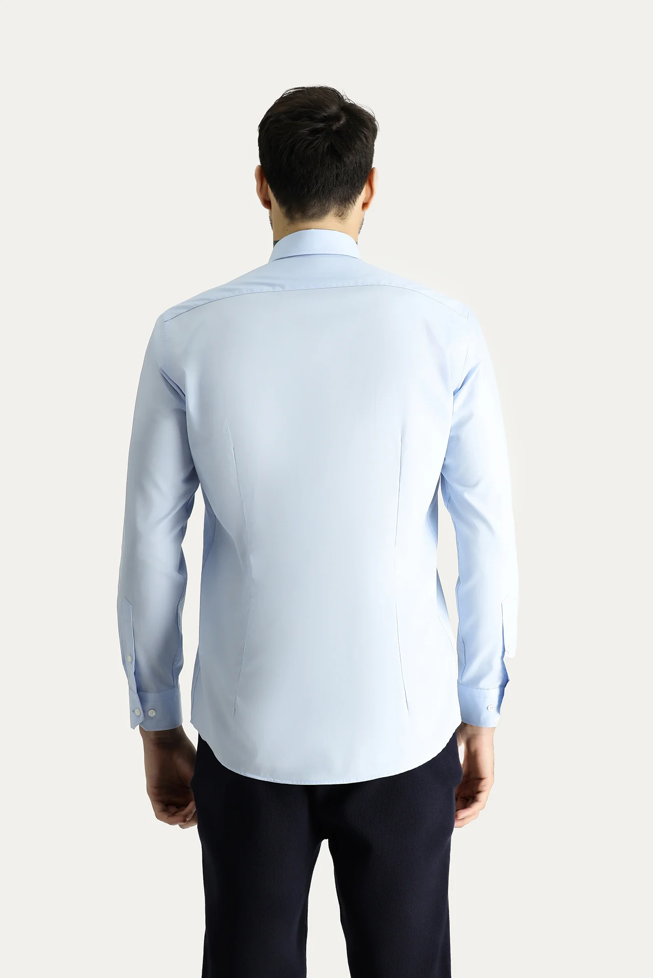 Uçuk Mavi Uzun Kol Slim Fit Düğmeli Yaka Pamuklu Non Iron Ütü Gerektirmeyen Gömlek - Image 4