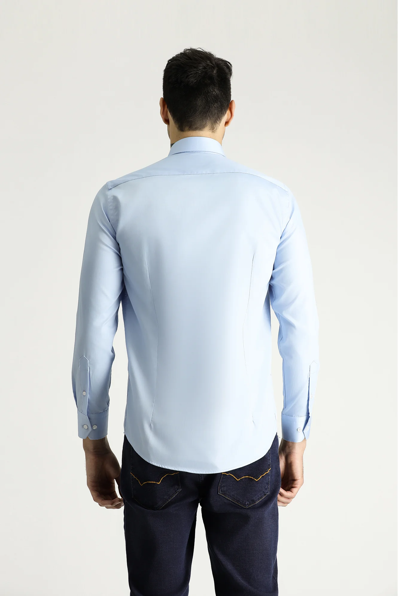 Uçuk Mavi Uzun Kol Slim Fit Dar Kesim Pamuklu Non Iron Ütü Gerektirmeyen Saten Klasik Gömlek - Image 4